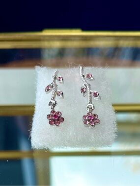 🌷Pink & Silver-tone Floral Vine Drop Earrings